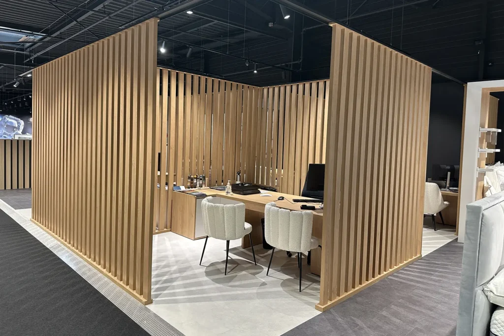 Bureaux Vendeurs pour le Multistore Ubaldi par l'agence Comptoir Design Lab