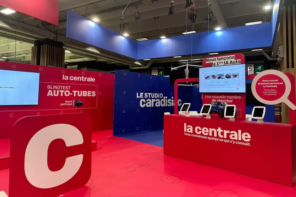 Stand La Centrale au Salon de l'automobile de Paris 2024 par Comptoir Design Lab